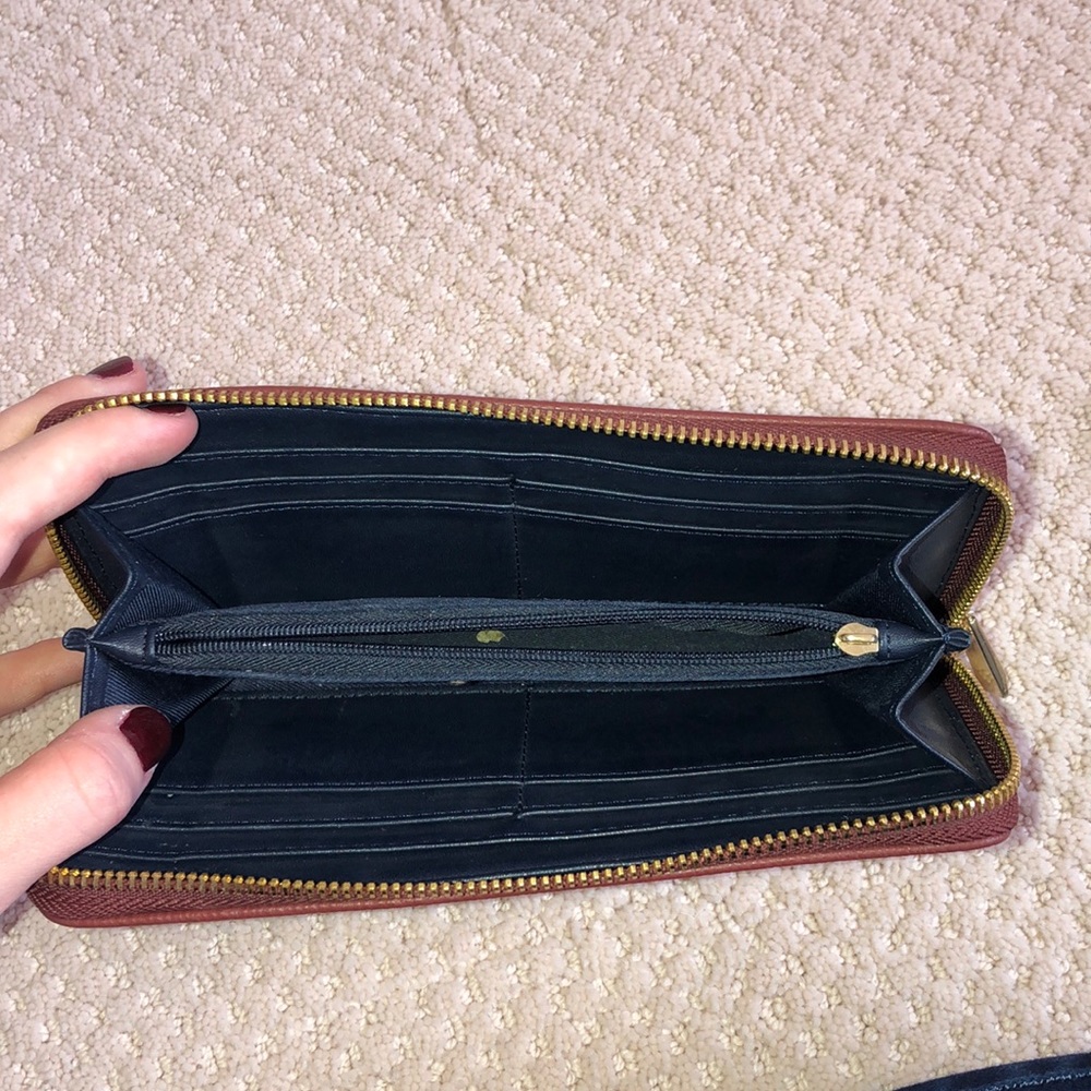 Wallet - Picture 2 of 2